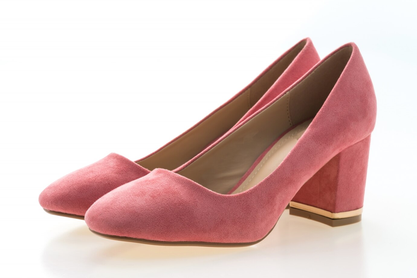 high-heel-shoes_1203-8674